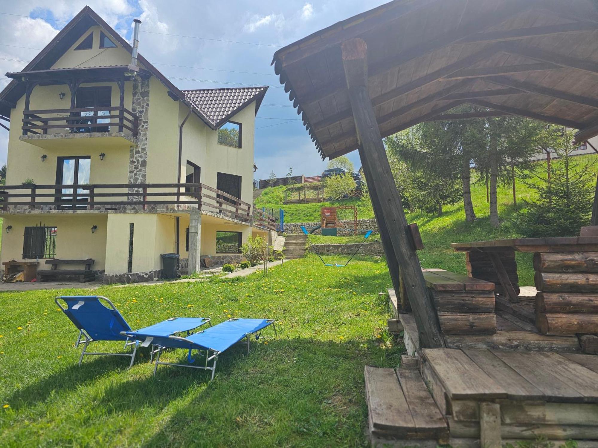 La Kaifas Villa Fundata Bagian luar foto